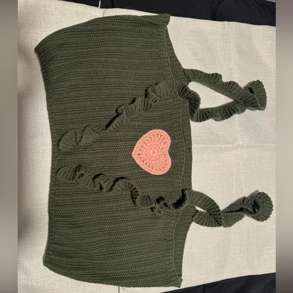 Top - Picture 2 of 2